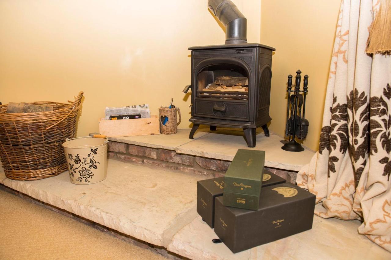 The Blue Bell Inn Weaverthorpe ภายนอก รูปภาพ